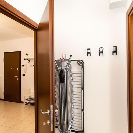 Come Casa Like Home Apartment With Parking Turin Bagian luar foto