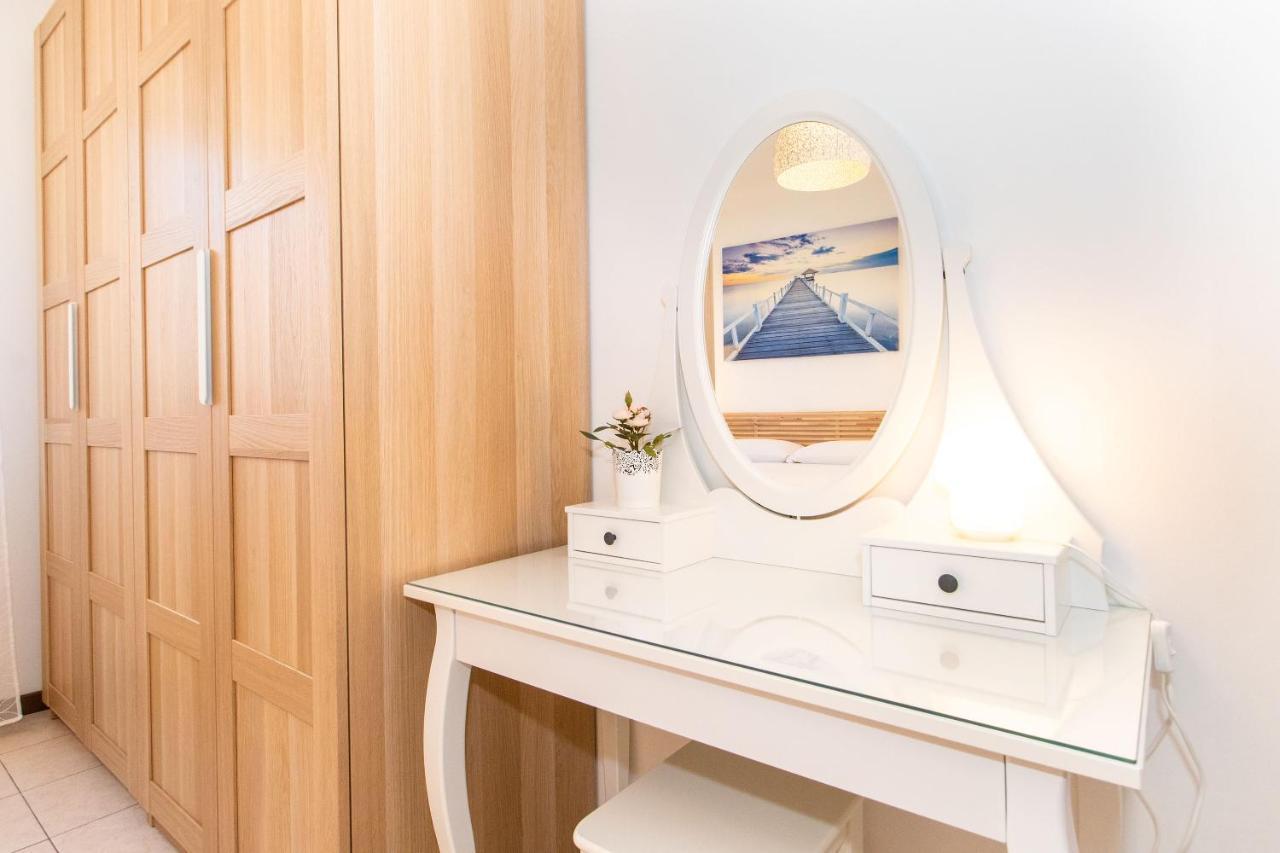 Come Casa Like Home Apartment With Parking Turin Bagian luar foto