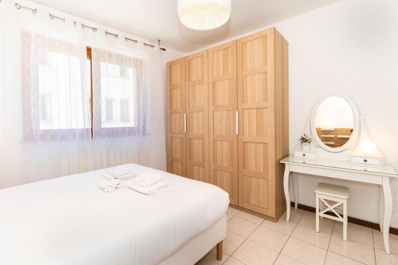 Come Casa Like Home Apartment With Parking Turin Bagian luar foto