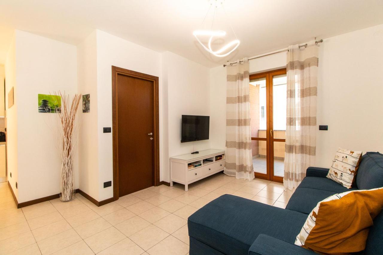 Come Casa Like Home Apartment With Parking Turin Bagian luar foto