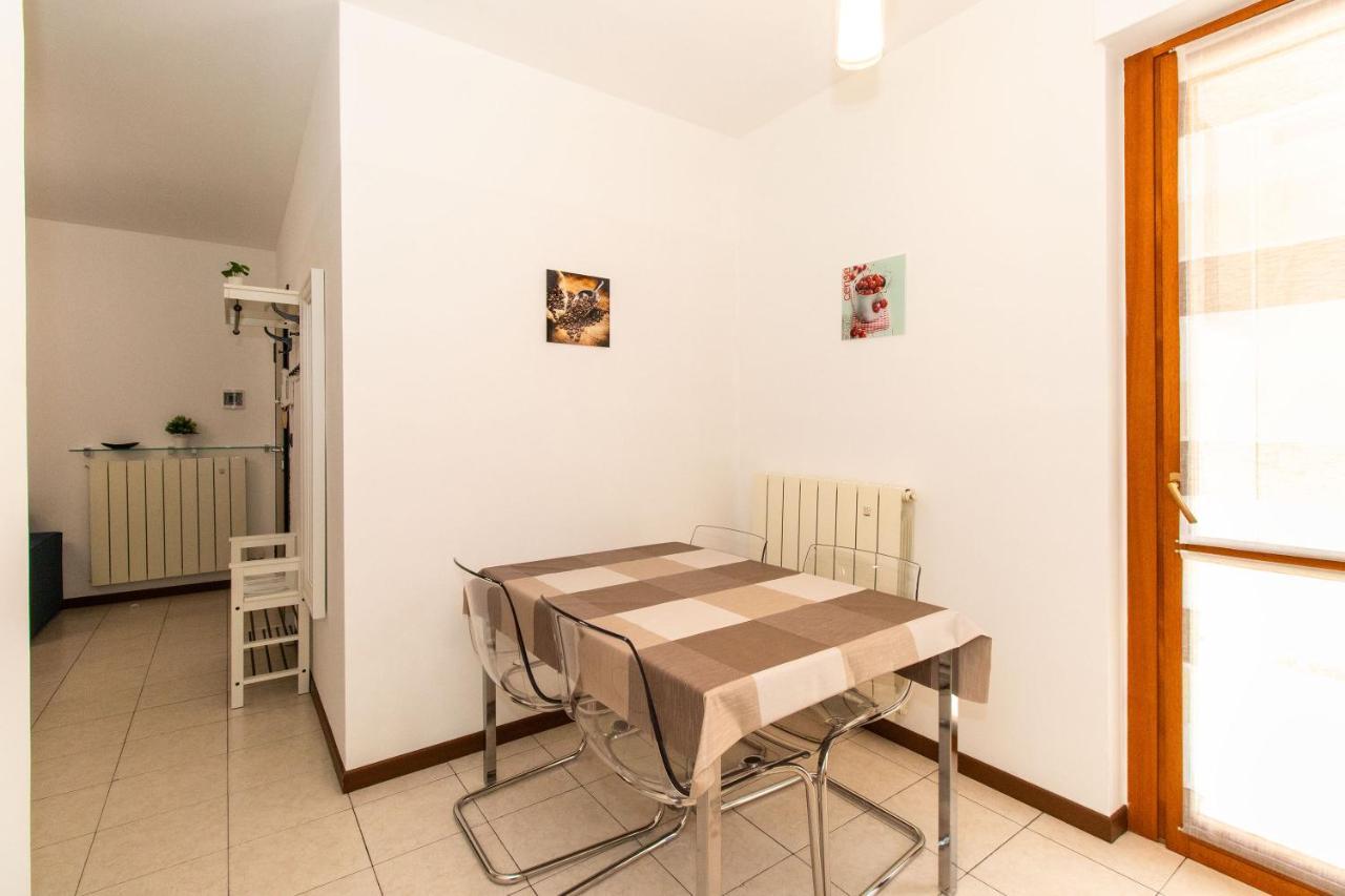 Come Casa Like Home Apartment With Parking Turin Bagian luar foto