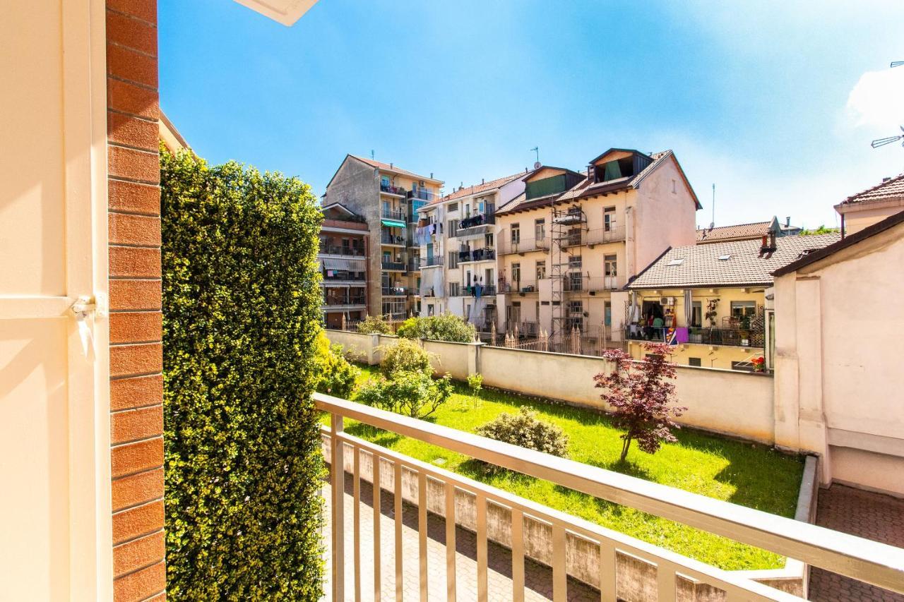Come Casa Like Home Apartment With Parking Turin Bagian luar foto